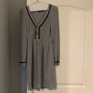 Theme Long sleeve Gray Dress Size Small